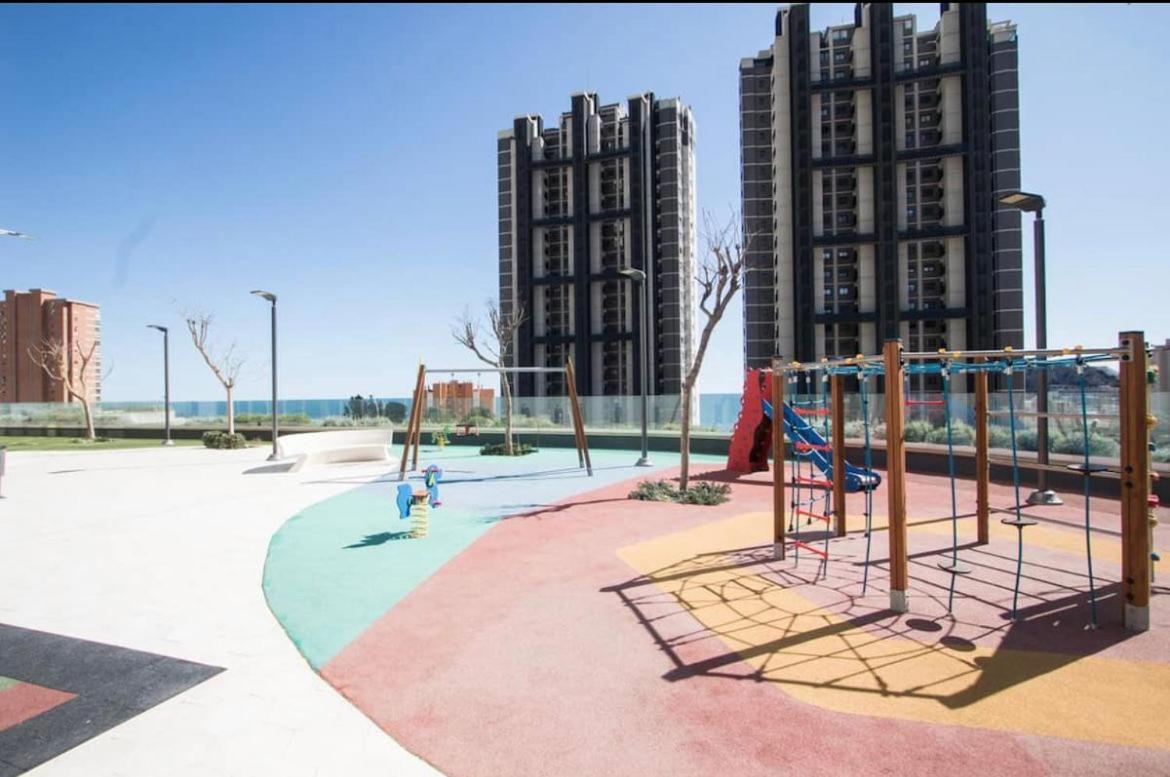 Intempo Celia-Apartment At Famous Intempo Building Бенидорм Екстериор снимка